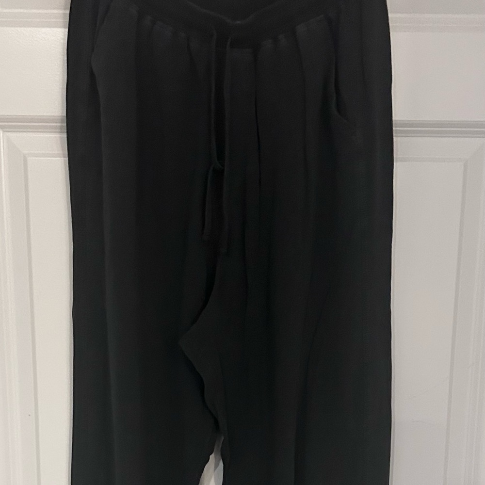 Splendid Black Joggers. Size M